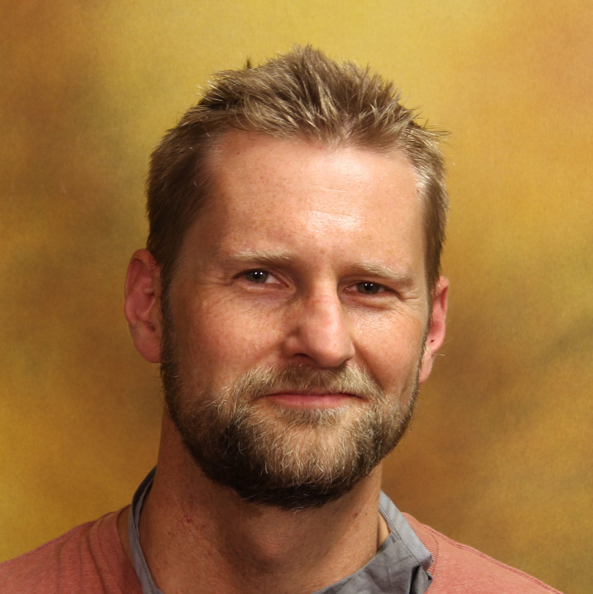Photo of Andrew Carlson