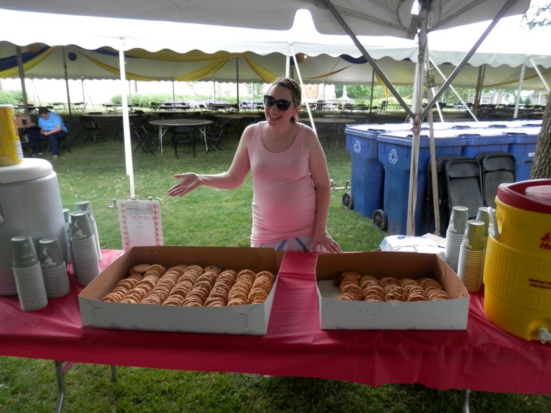 Ms. Amanda & her great cookie display.