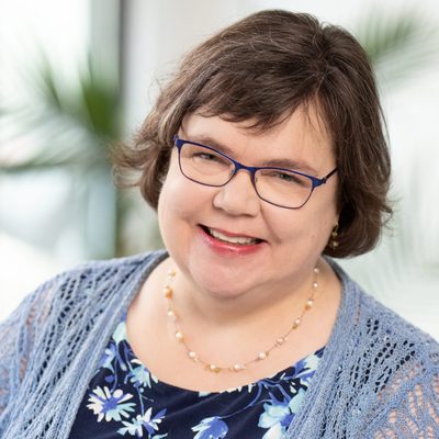Photo of Colleen Carpenter