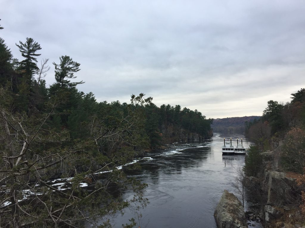 river with boats