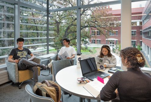 Students Studying in Lab in Anderson Lounge