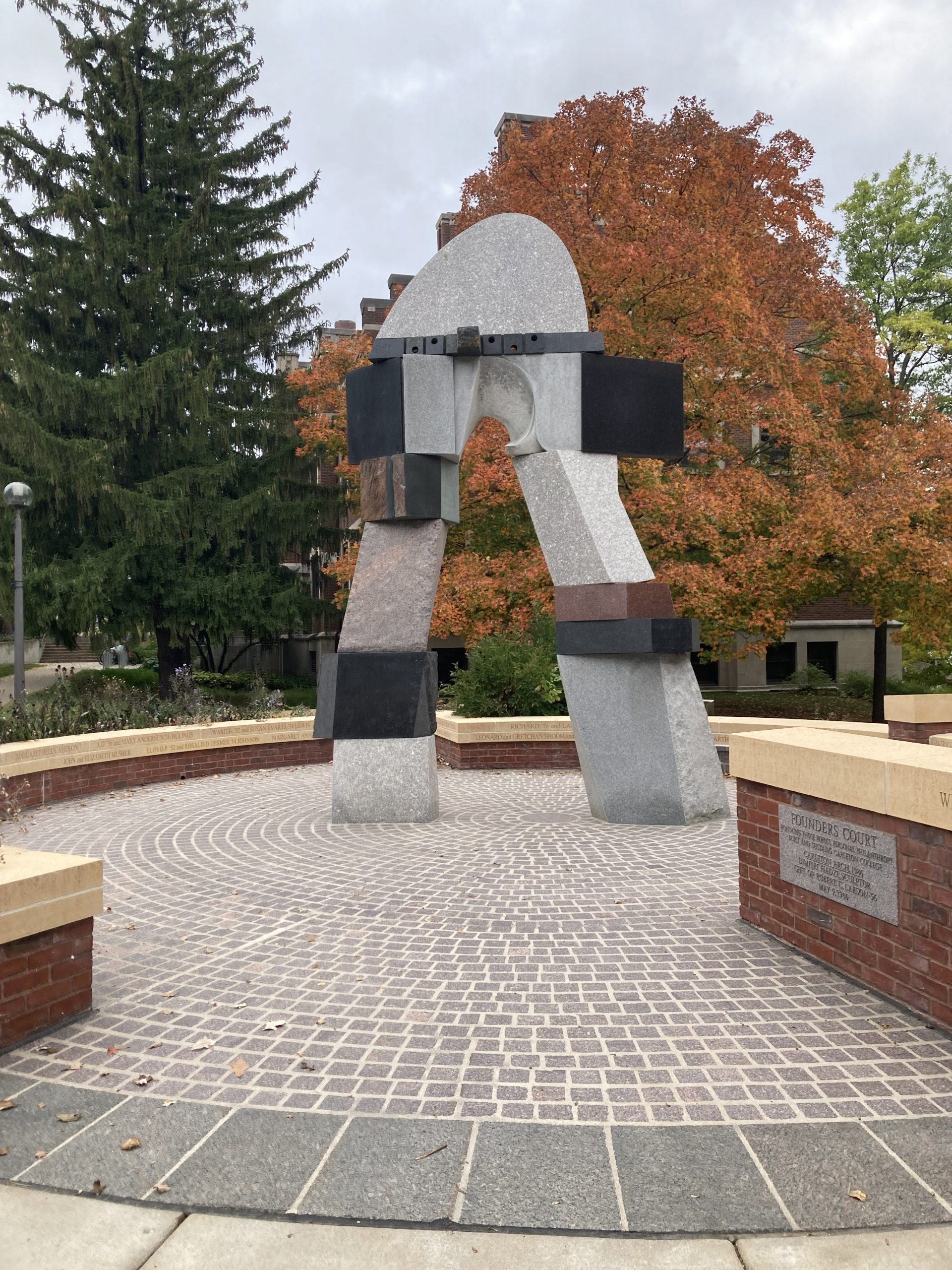 Libe statue
