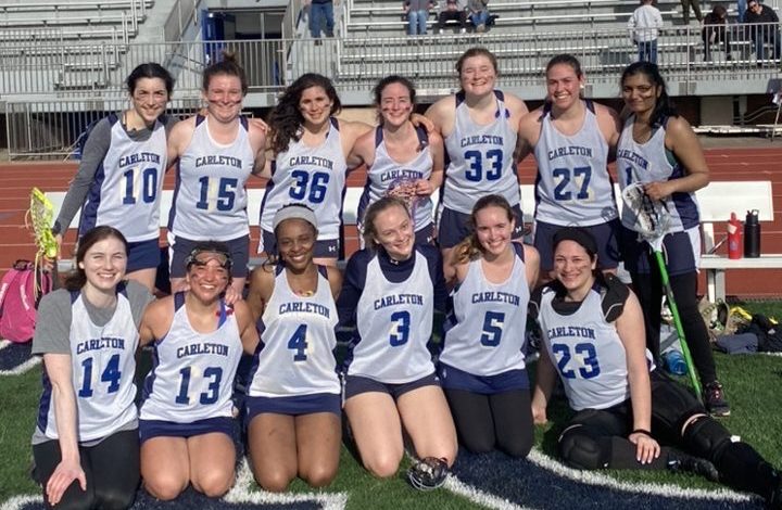 Women's Lacrosse at Macalester, team photo taken on the field