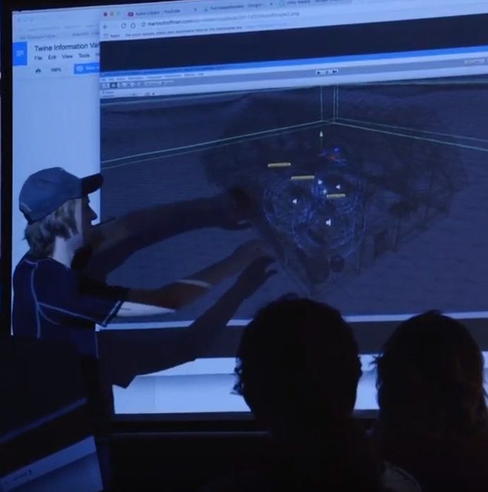 Professor presents digital arts and humanities materials