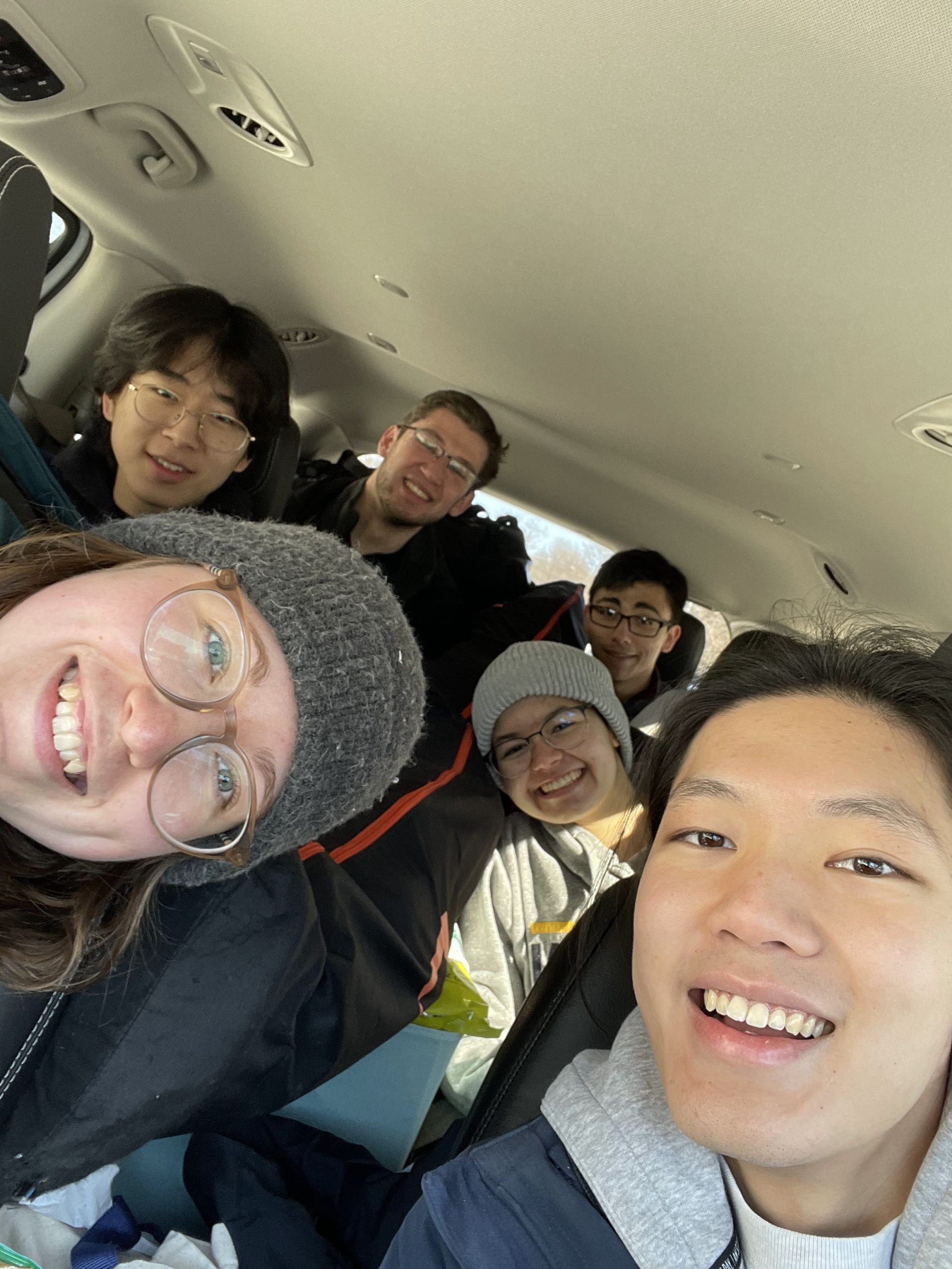 6 Carls In A Van