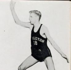Syd Larson ’37 Carleton ‘C’ Club Carleton College