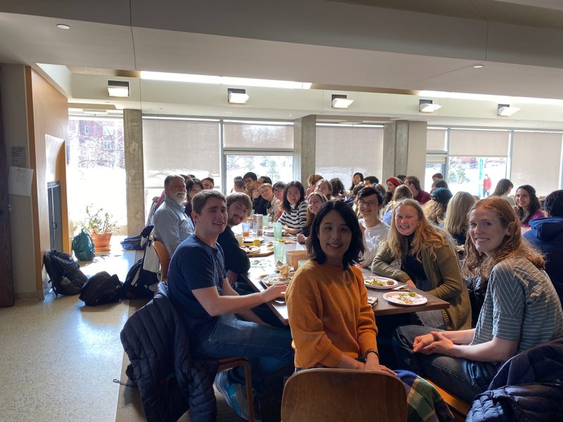Students eating lunch together.