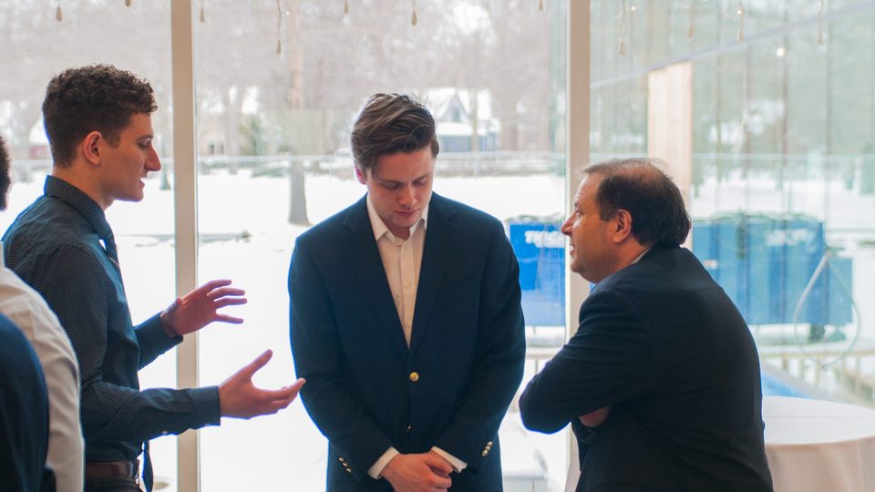 Students talk with President Steve Poskanzer