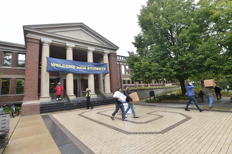 Class of 2024 Move-in day