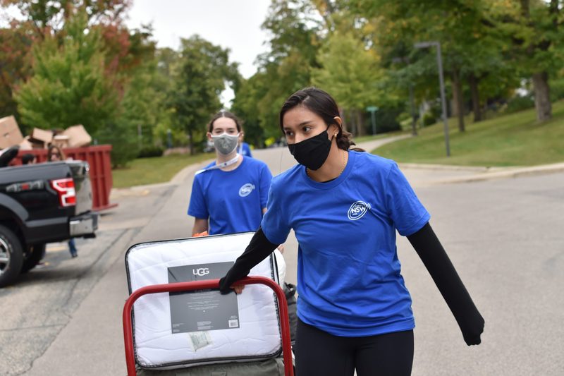 Class of 2024 Move-in day