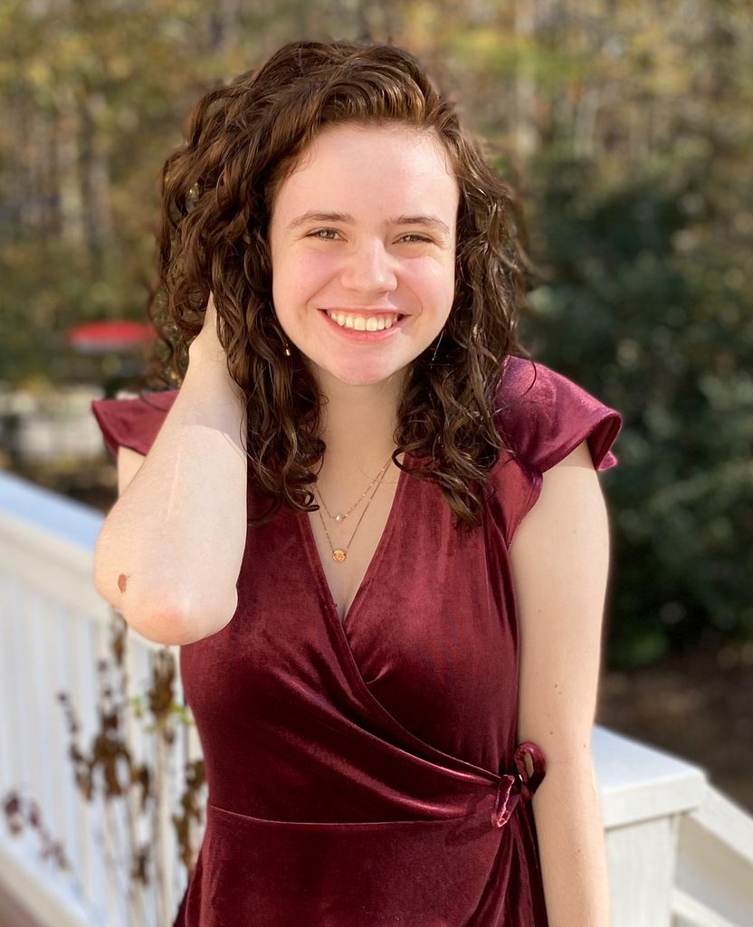 Portrait photo of Anna Bridgeman '22