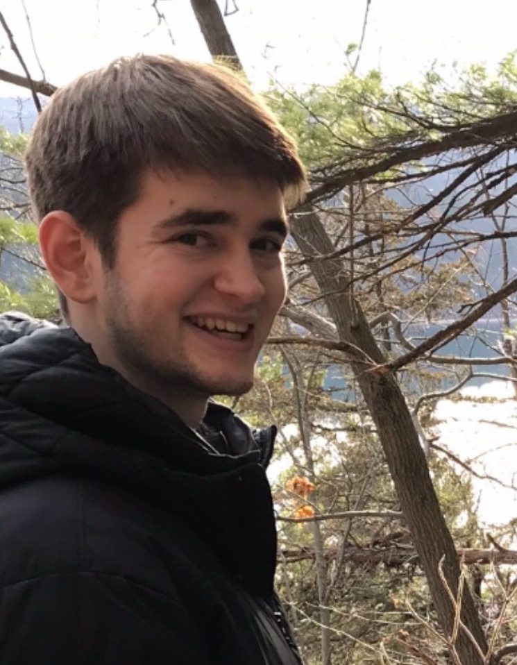 Portrait photo of Ben Hafner '22
