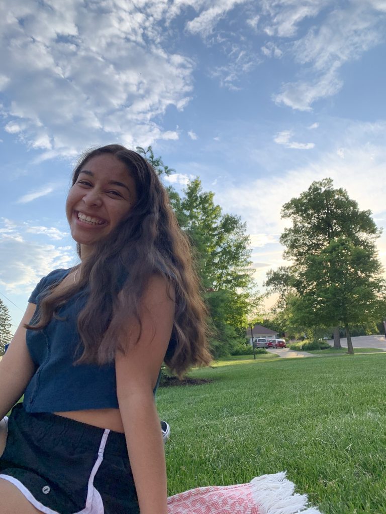 Portrait photo of Clarissa Guzman '22
