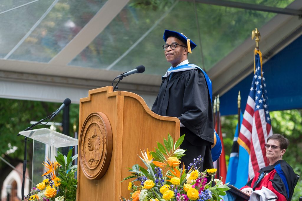 Jonathan Capehart ’89 giving a speech at Commencement.