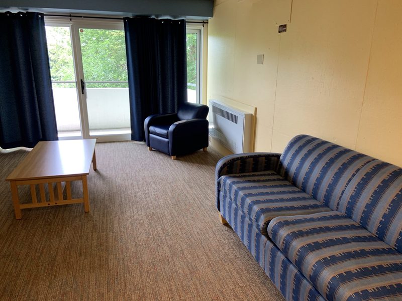 Watson Floor Lounge