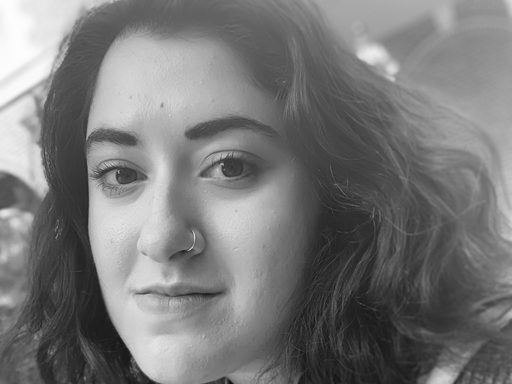WGSE Alumni, Josie Naron