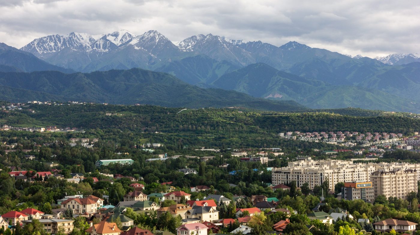 Almaty Qazaqstan with mountains