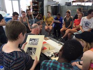 Fred introducing printmaking during the first day at the print studio in Auckland - Winter 2017