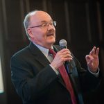 Moderator Steven Schier