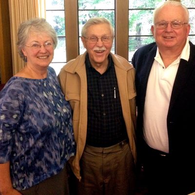 Bob Will '50 (center) with Mimi '66 and Eric '66 Carlson P'97
