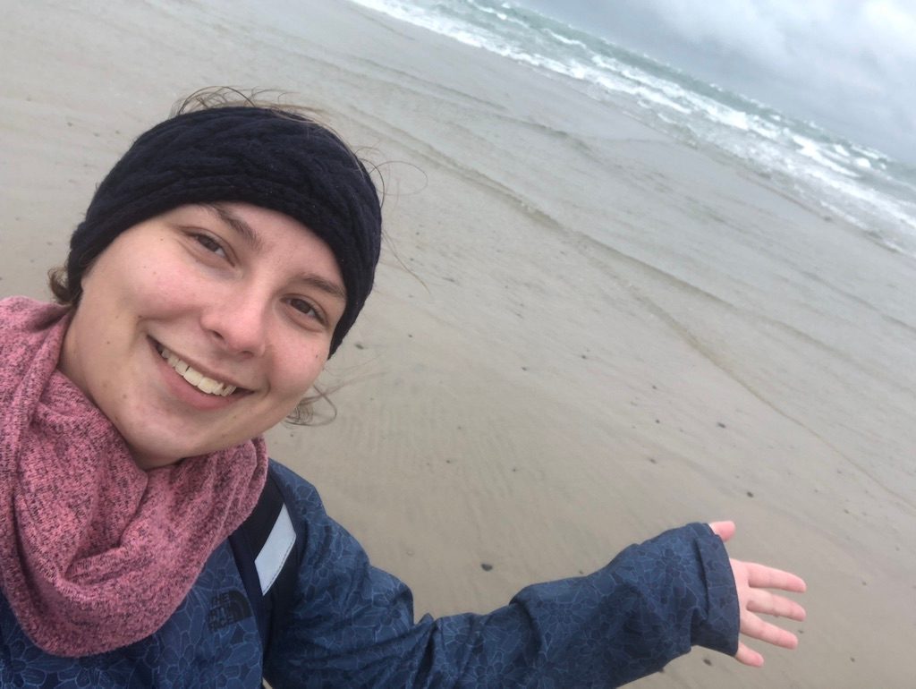 seas meet selfie