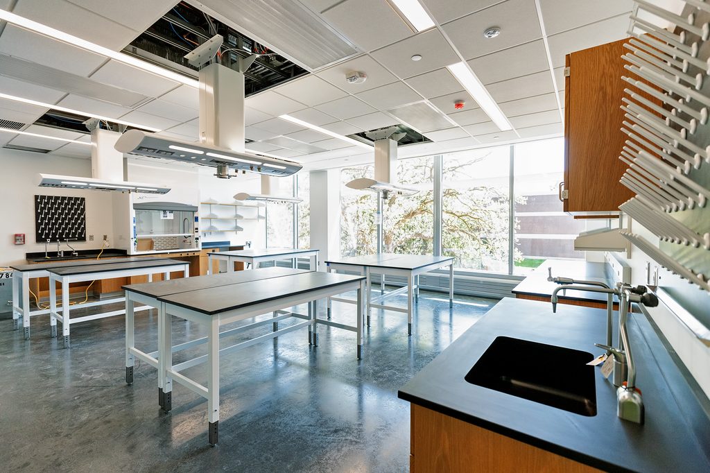 A new Science Lab in Anderson Hall